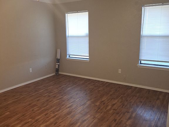 5th image of 2108 N Nail Pkwy