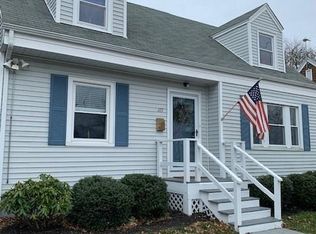 117 Eustis Ave, Newport, RI 02840