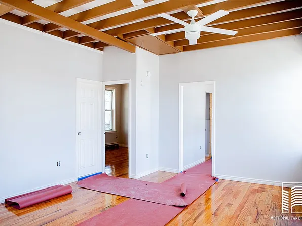 9611 Seaview Ave, Brooklyn, NY 11236