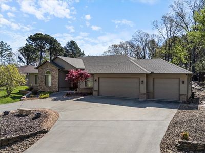 2 Dornoch Ln, Bella Vista, AR, 72715