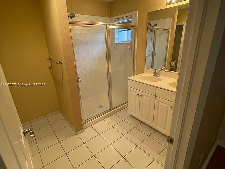 2020 Freeport Dr #2020 — Photo 17