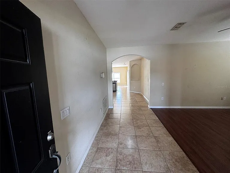 3903 Skipper Ct — Photo 3