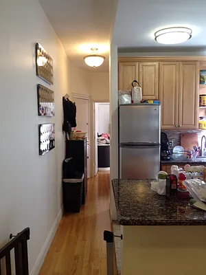 Rented by Fay Kong, LREB | media 32