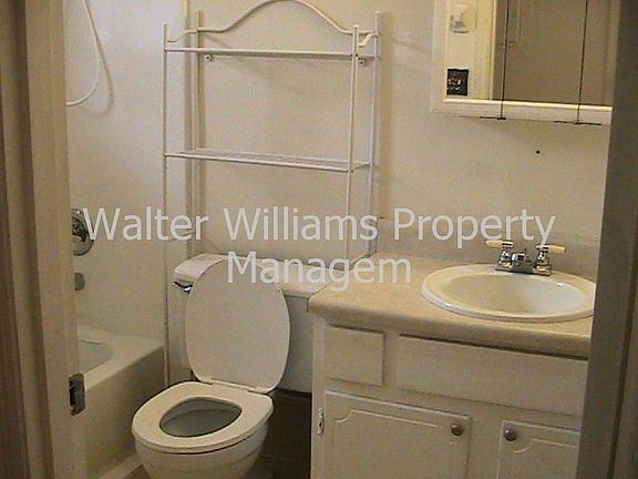 5th image of 1219 S Daytona Ave #D