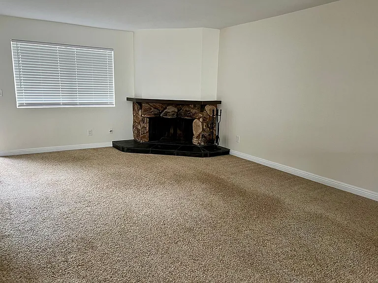 5750 Friars Rd #308 — Photo 18