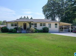 601 Oakmoor Dr, Homewood, AL 35209