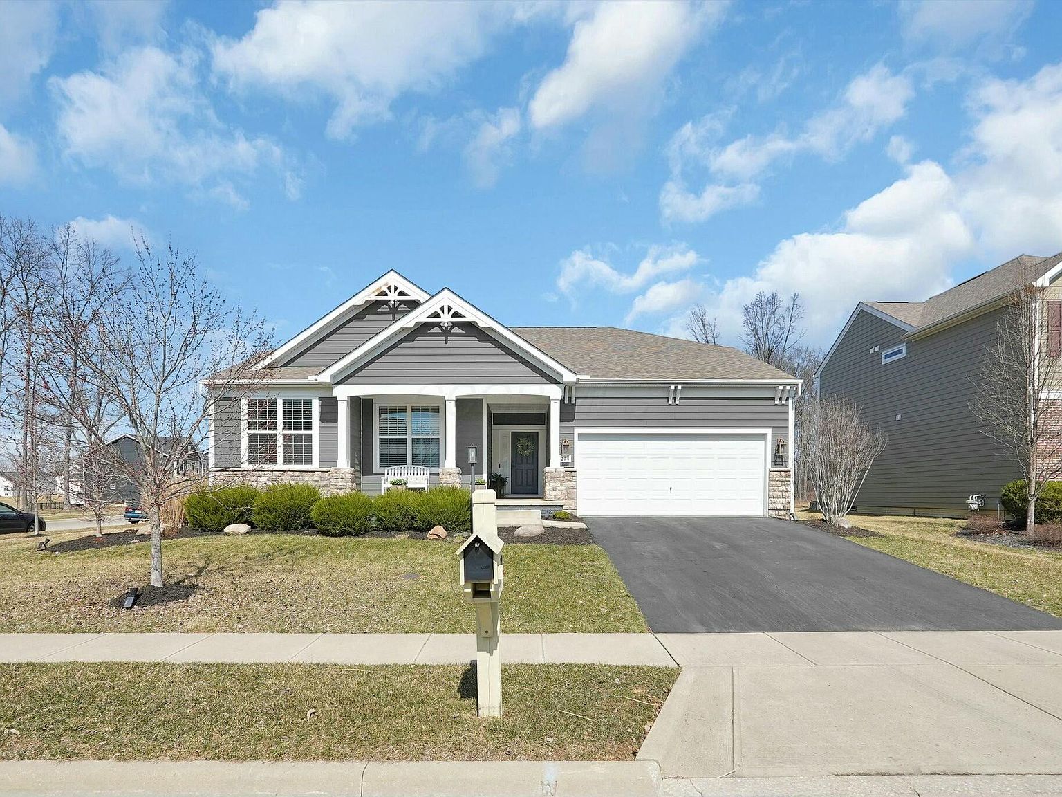 214 Saffron Dr, Sunbury, OH 43074 | Zillow
