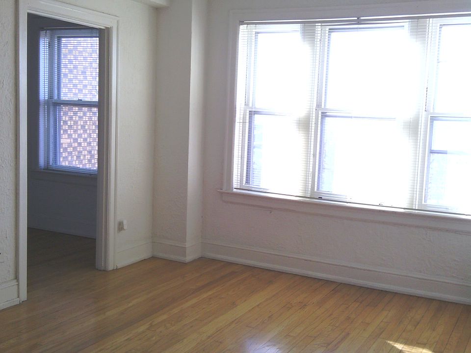 1st image of 2107 S Grand Blvd APT 203