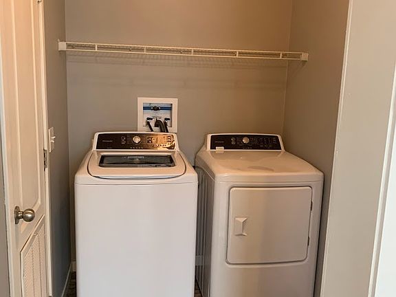 5th image of 47 Bluebird Hill Dr #301