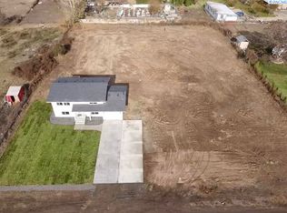 330 Green Giant Rd, Mabton, WA 98935