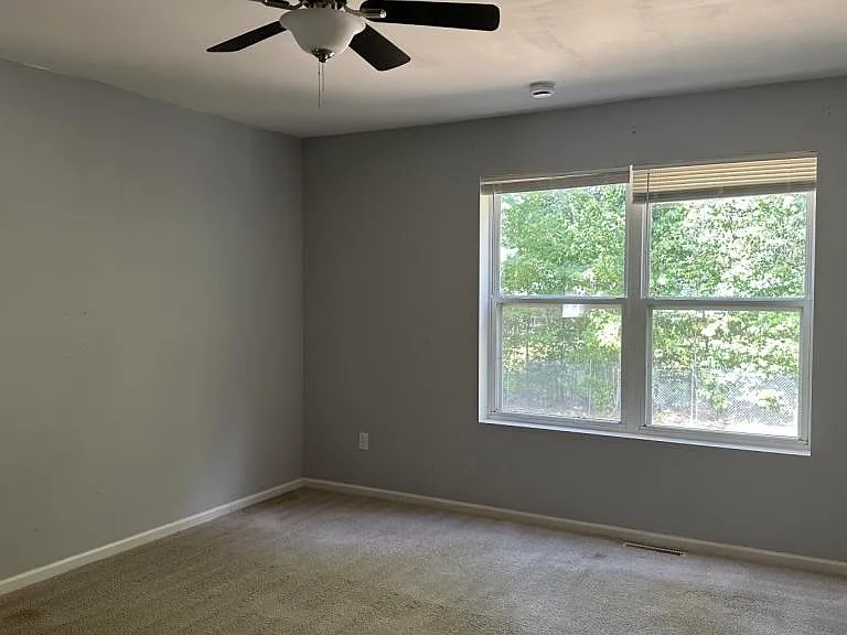 21 Skylark Dr — Photo 13