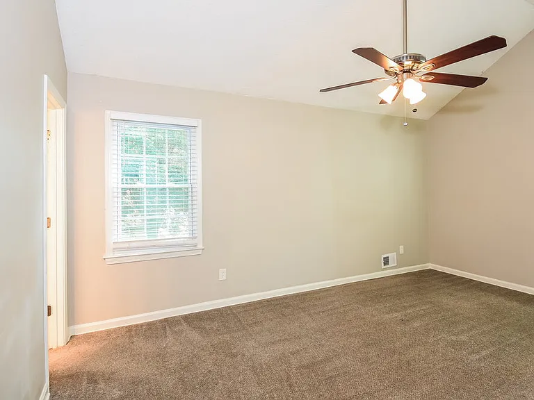 1471 Daniel Ln — Photo 10