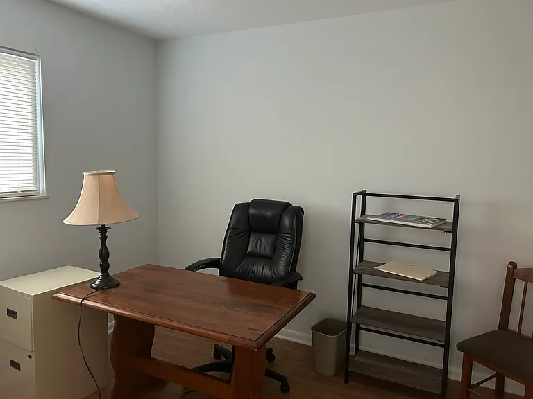224 Deepwood Dr — Photo 11