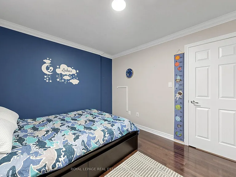 1158 Atkins Dr — Photo 32