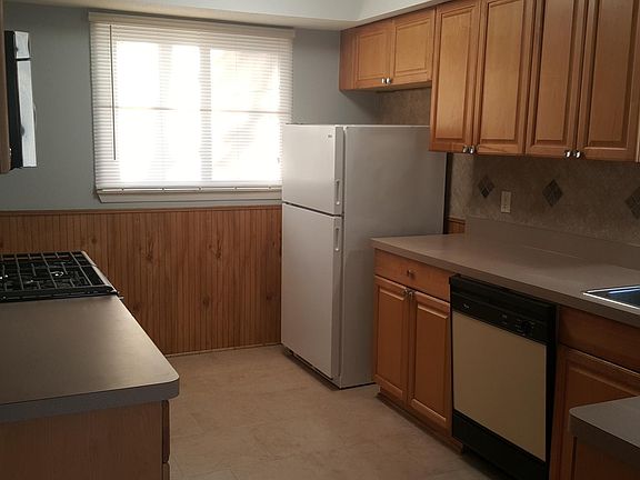 4th image of 724 Nash Ave #House
