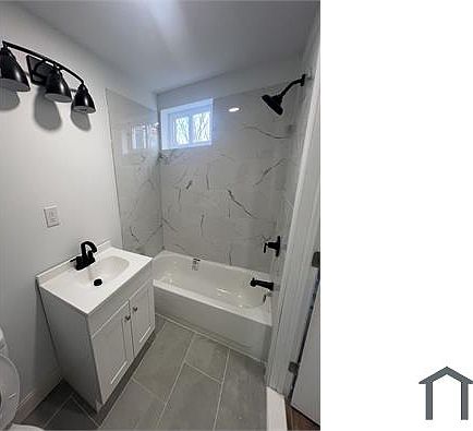 5th image of 2717 W Glenwood Ave Floor 2