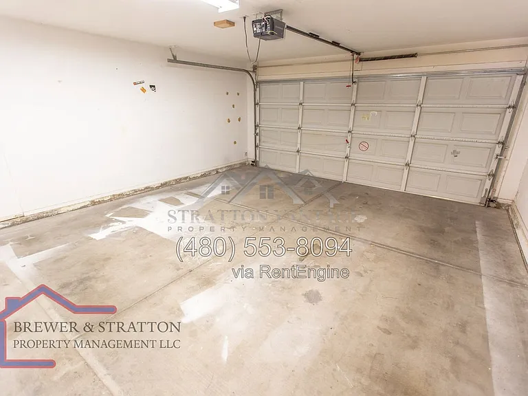 689 W Constitution Dr — Photo 23