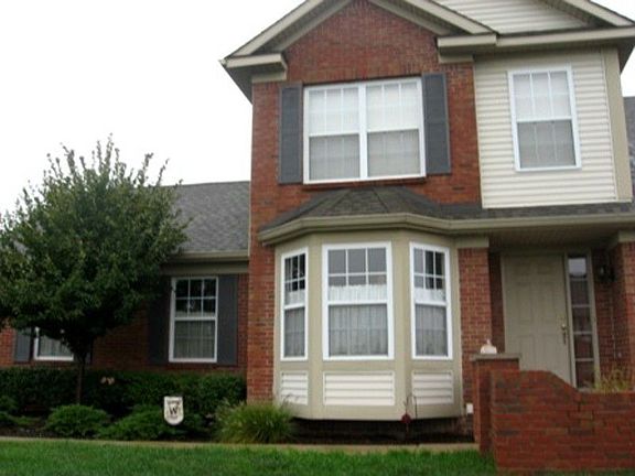 3rd image of 21624 Knights Ln #28