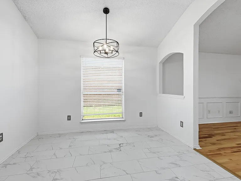 8816 Quarry Cir — Photo 21