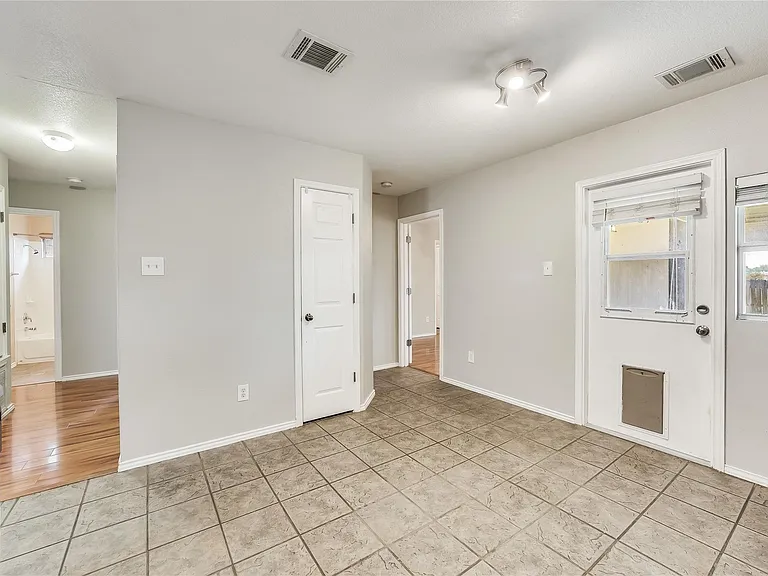14313 Lemongrass Ln — Photo 11