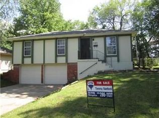 7801 E 105th St, Kansas City, MO 64134