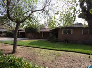634 Trout Lake Dr, Sanger, CA 93657