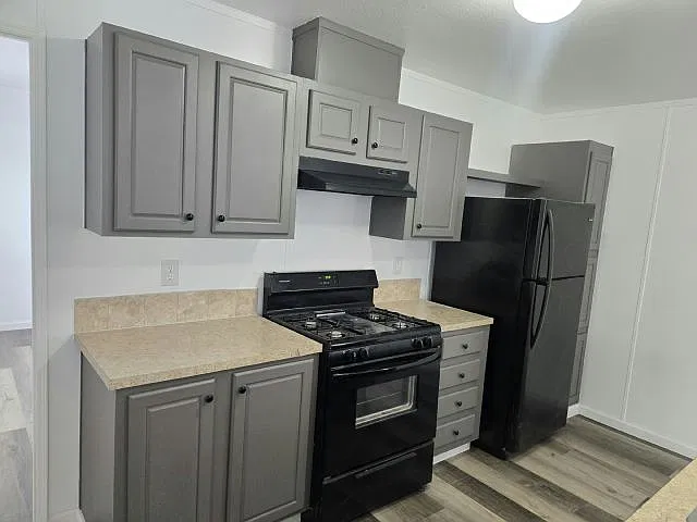 2 bed, 1056 sqft, $1,700 — Photo 3