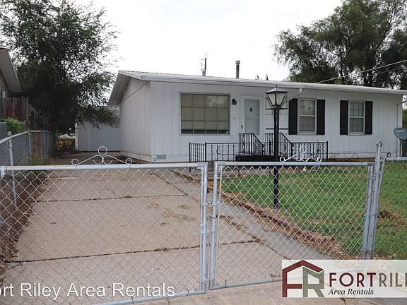 2nd image of 1204 Marshall Dr
