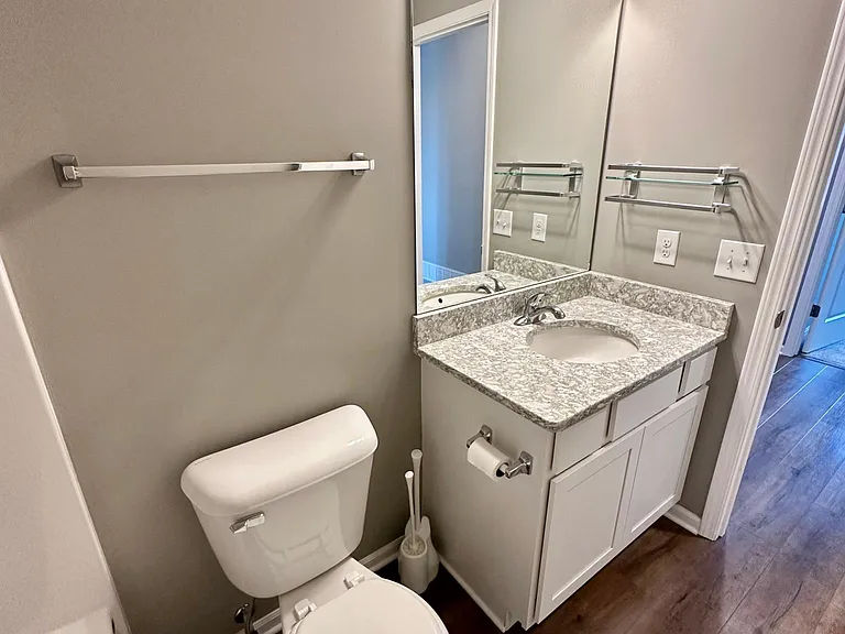 2nd bathroom