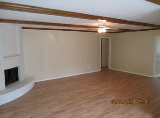 8903 Sunny Field Dr, Houston, TX 77099