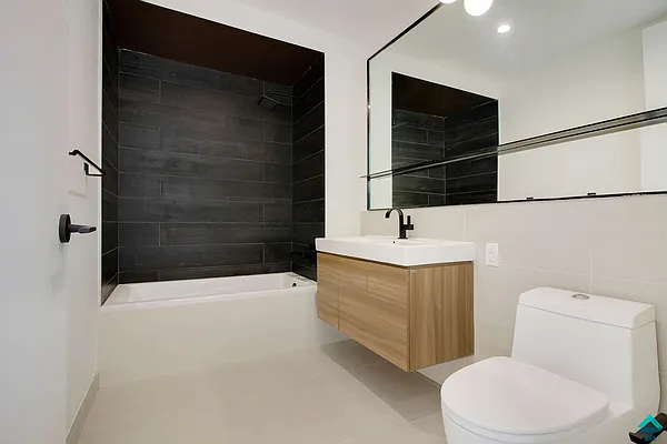 Rented by EXR | media 36