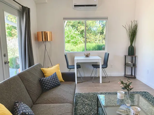 15426 Vose St, Van Nuys, CA 91406