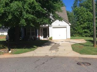 5205 Grass Run Ct, Charlotte, NC 28216