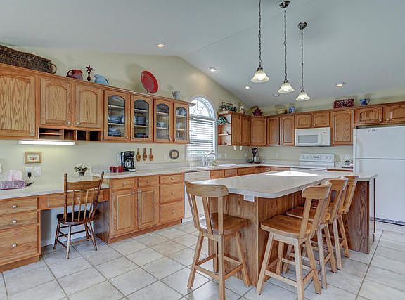 5th image of 603 Dove Dr