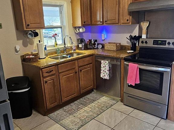 5th image of 6307 Bonny Oaks Dr