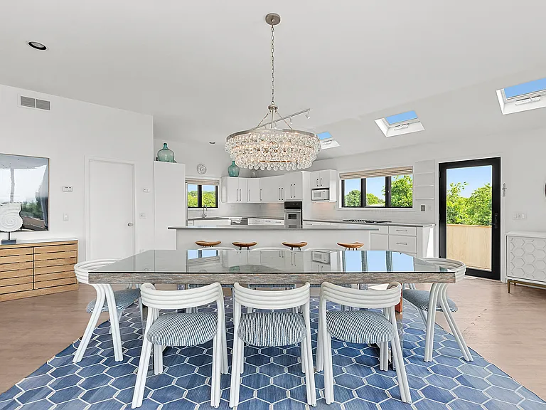 11 Fairview Rd — Photo 10