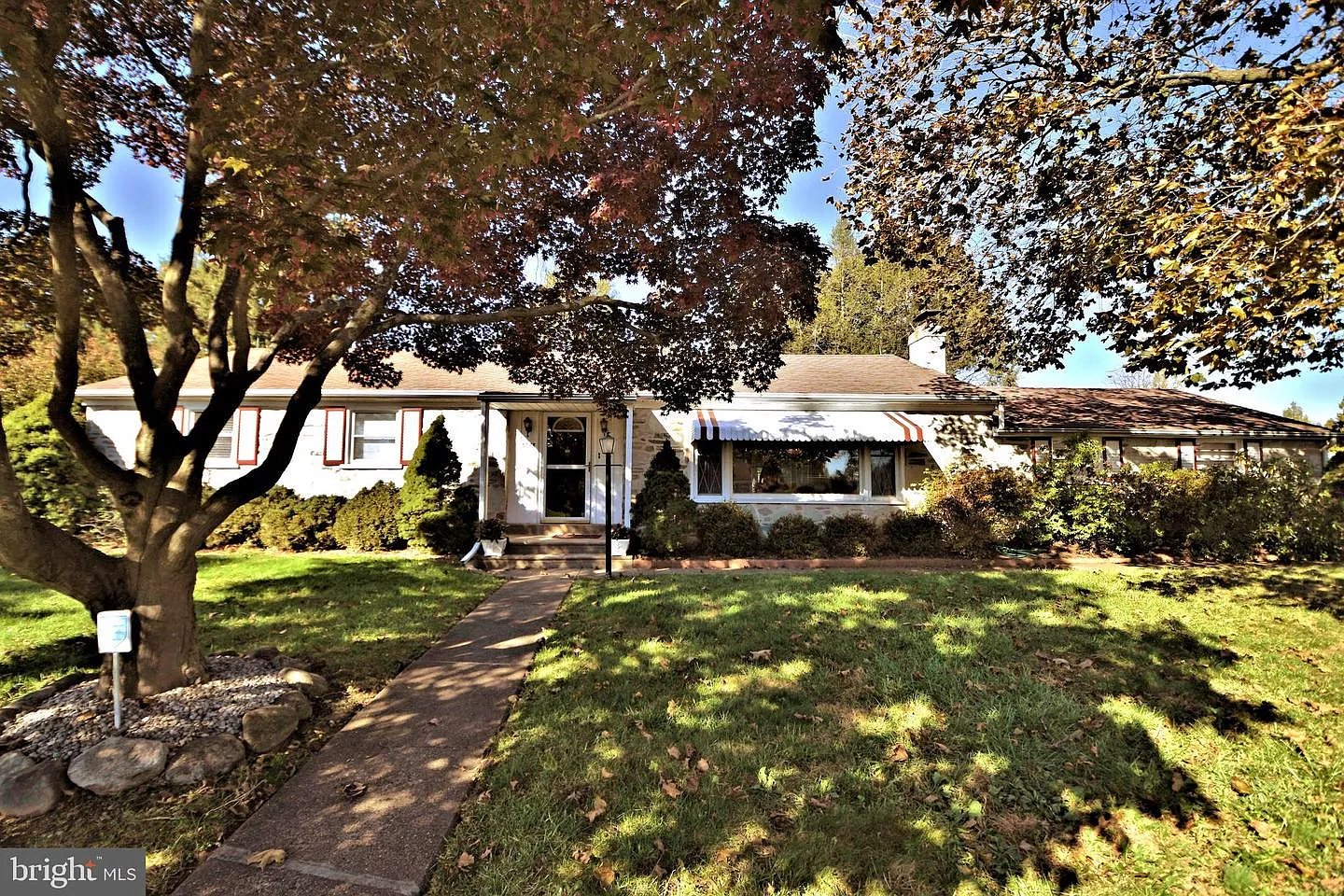 3888 James Rd photo 1