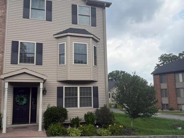 102 Beckman Dr, Altoona, PA 16602