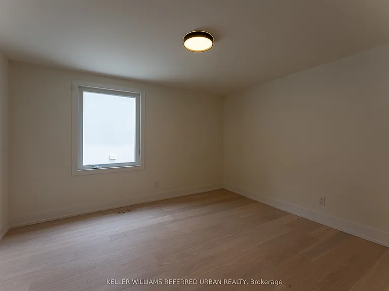 8 Doncaster Ave — Photo 24