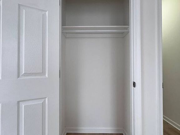 5th image of 319 E Lehigh Ave APT 2