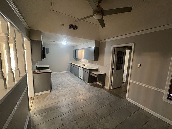 Kitchen with breakfast area