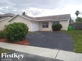 11721 NW 38th Pl, Fort Lauderdale, FL 33323