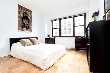 Rented by PocketBroker Inc