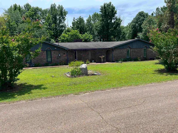 1125 Tyson Rd, Toone, TN 38381