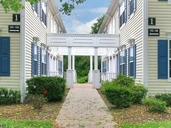 118 Arbor Way, Branchburg Twp., NJ 08876