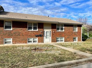 13428 Spring St APT 3, Grandview, MO 64030