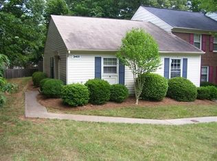3401 A Regents Park Ln, Greensboro, NC 27455