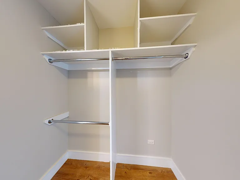 237 E 34th St #1004 — Photo 20