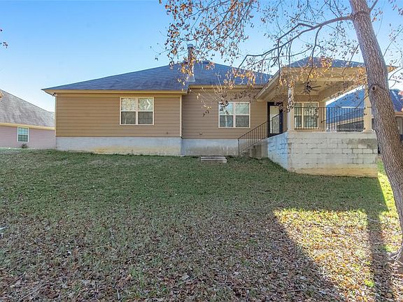 3rd image of 749 Evanwood Dr