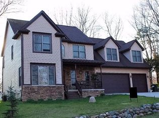 10756 Frankfort, Pinckney, MI 48169